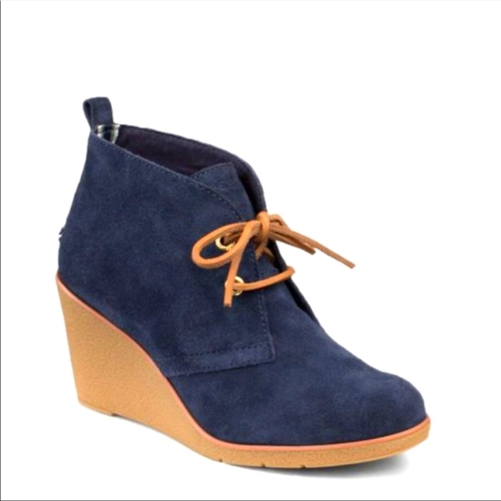 Chic Sperry Boots